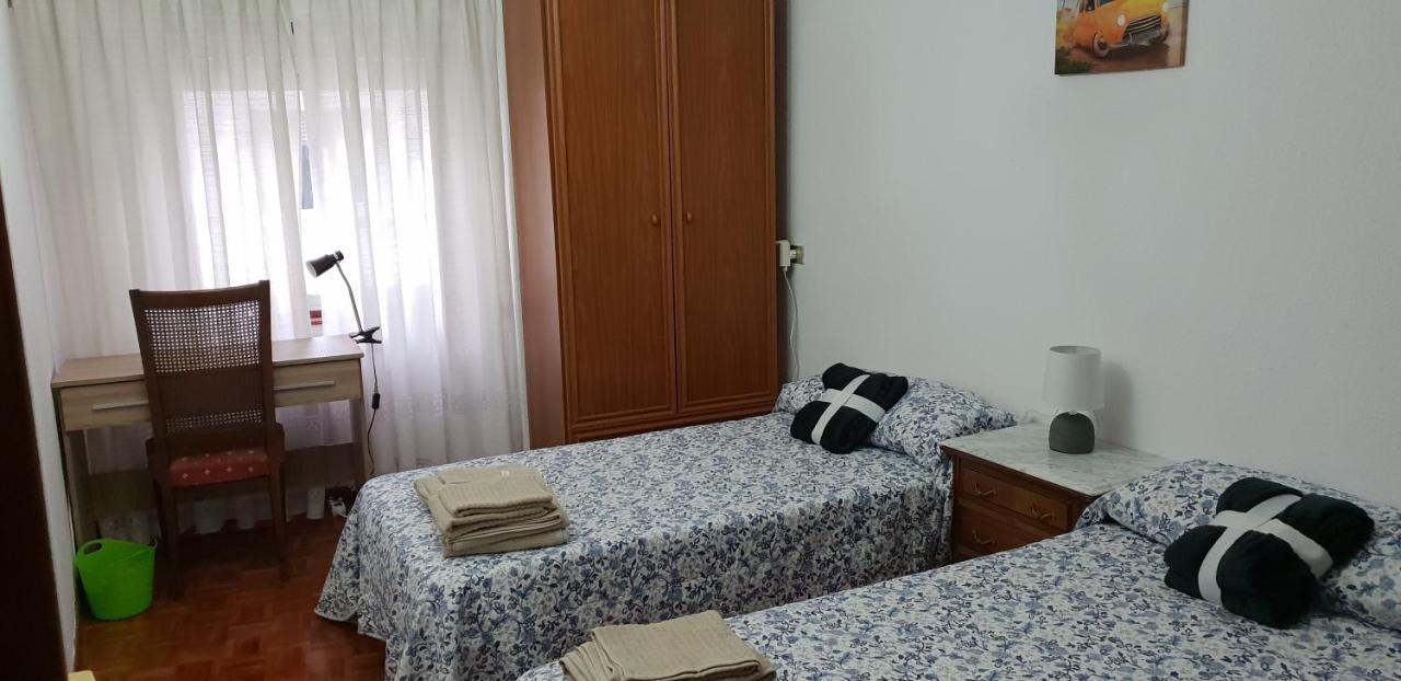 Apartamentos Salamanca Puerta Zamora, Centro, Wifi, 2 Habitaciones, Parking Екстериор снимка