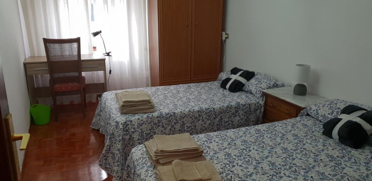 Apartamentos Salamanca Puerta Zamora, Centro, Wifi, 2 Habitaciones, Parking Екстериор снимка