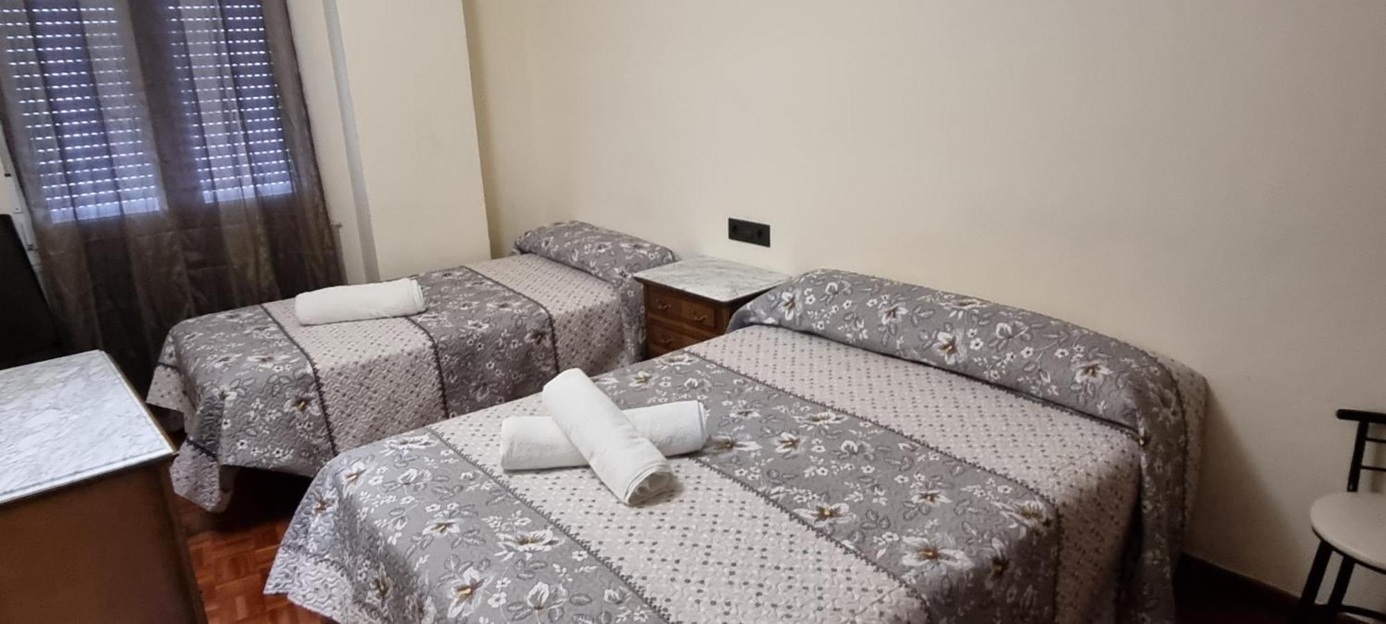 Apartamentos Salamanca Puerta Zamora, Centro, Wifi, 2 Habitaciones, Parking Екстериор снимка